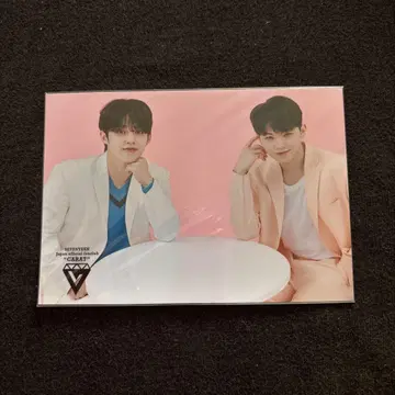 SEVENTEEN 로손 프린트 로프 에스크 우지