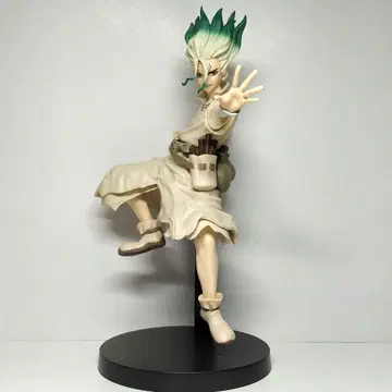 Dr.STONE 이시가미 센쿠 피규어 조형의 과학