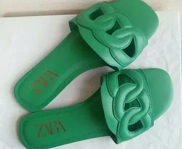 ZARA 샌들 35