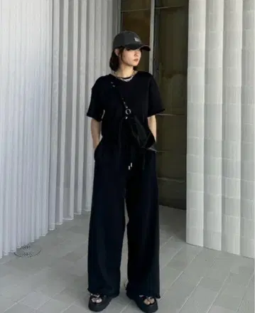 AMERI BACK OPEN SWEAT ROMPERS