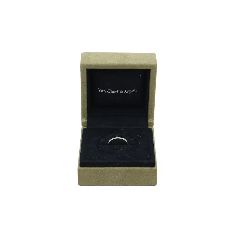 梵克雅宝（Van Cleef & Arpels）Étoile系列 PT950 三钻戒指 - 48号