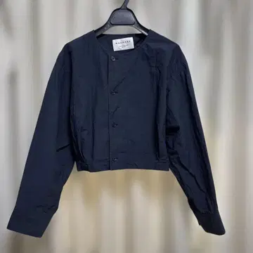 미사용에 가까운 투모로우랜드 맥피 자켓