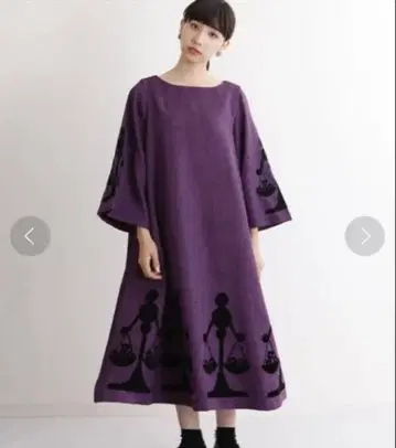 MERLOT 천칭의 꽃 패턴 백 버튼 원피스 6875