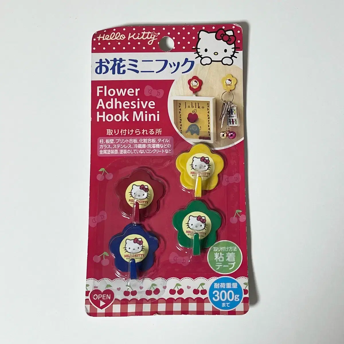 Classic Kitty Hook Wall Decor Mini Hanger #고전키티,#고전문구,#벽꾸,#다꾸,#키티 on  Bunjang Global Site.