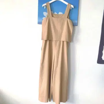 새상품급 그리드 인터내셔널 슬리브리스 올인원