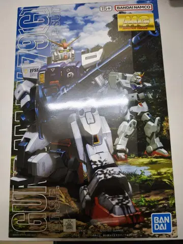 MG 1/100 육전형 건담