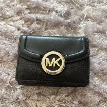 Michael Kors 블랙 3단 폴더형 지갑