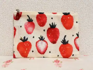 페이러 스트로베리 도트 파우치