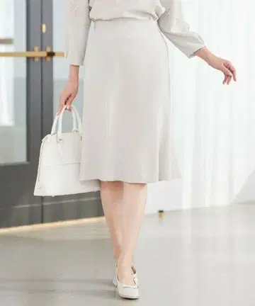 택 포함 새상품 23구 파우치인 발레 슈즈 에나멜 베이지 실내화