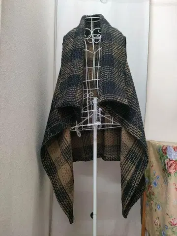 슬리브리스 가디건 체크 레트로 구제 의류 울 인도산
