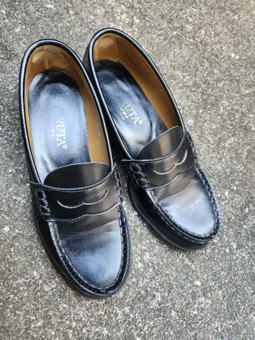 HARUTA 블랙 로퍼