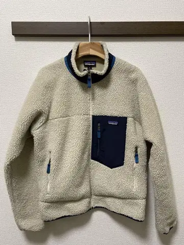 Patagonia 레트로x STY23056FA18 크림/네이비