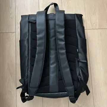 백팩, 가스통 루가