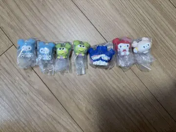 TWICE LOVELYS x SANRIO CHARACTERS