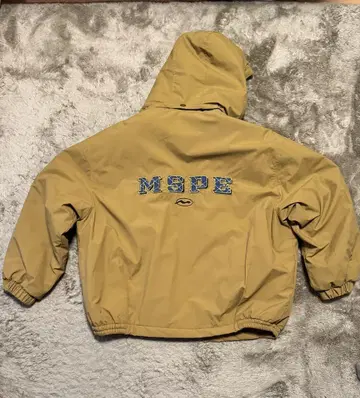 MSPE 자수 로고 베이지 자켓