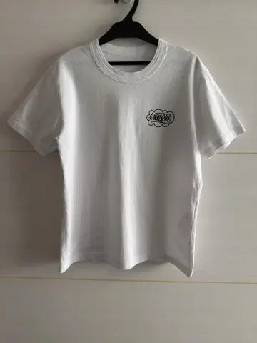 sacai 백 프린트 T셔츠