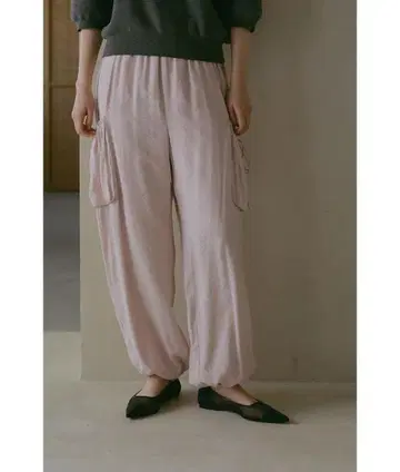 [ 새상품급 ] MANOF 마노프 MILITARY SATIN PANTS