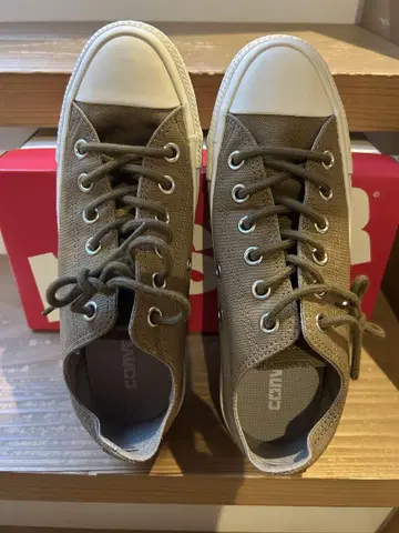 CONVERSE 카키 로우컷 스니커즈
