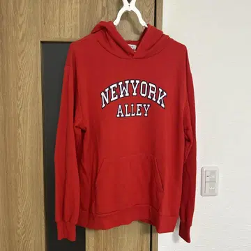 BROWNY M 사이즈 레드 후드티 NEWYORK ALLEY