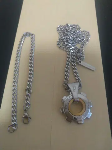 기어형 펜던트 목걸이 실버 가격 인하 중!!