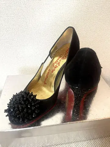 ODETTE E ODILE 23cm 페피타 도로 펌프스