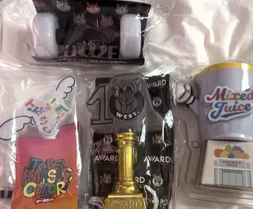 쟈니즈WEST 역대 응원봉