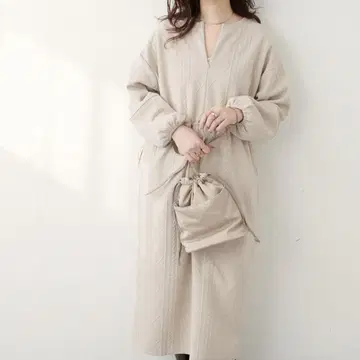 내추럴 쿠튀르 케이블 저지 드로스트 원피스
