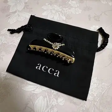 acca 스톤 장식 헤어 클립