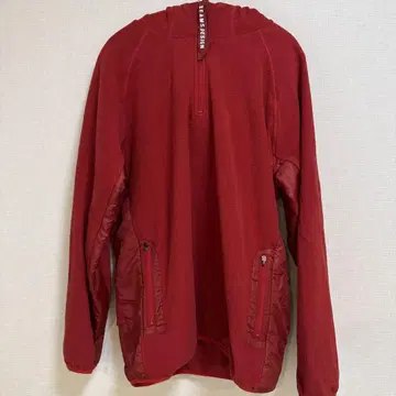 BEAMS DESIGN 플리스 후드티 레드