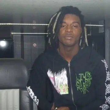 ken carson a great chaos tour merch
