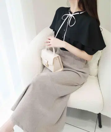 mily bilet 더블 프릴 소매 블라우스 도킹 원피스 블랙