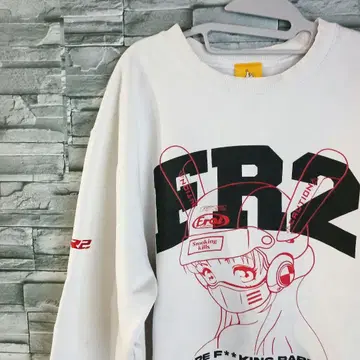 FR2 바이커 걸 맨투맨