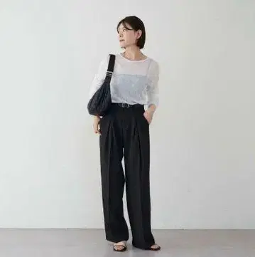 러셋 소프트 가죽 라운드 숄더백