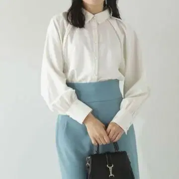 새상품급 펄 포인트 셔츠 블라우스 내추럴 뷰티 베이직 긴팔