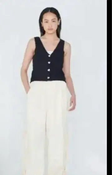 시루무린 Heart 버튼 2way Knit 베스트