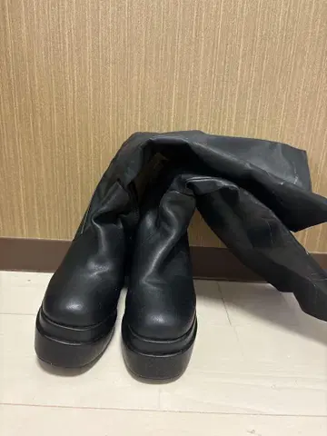 블랙 롱 부츠