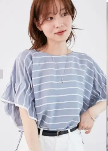 le.coeur blanc 스트라이프 블라우스