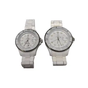 TOY WATCH 화이트 페어 시계 2개 세트 작동 미확인 정크 취급