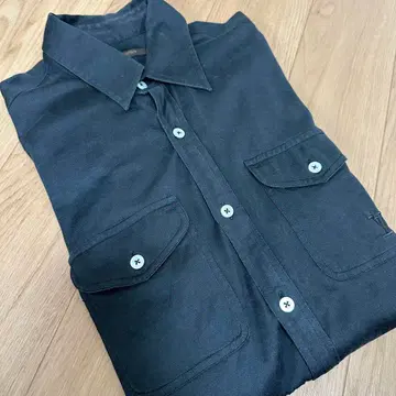 블랙 긴팔 셔츠 LV 로고