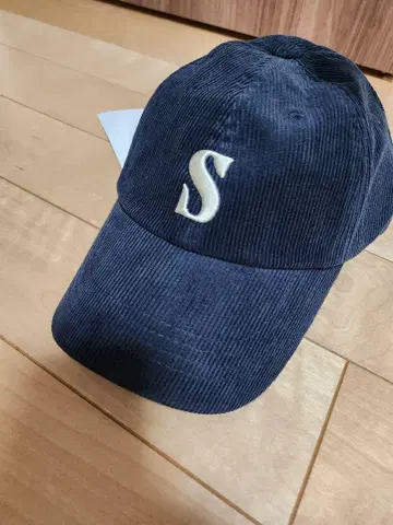 SATUR 코듀로이 원단 캡