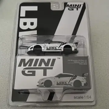 LBWK NISSAN 35GT-RR White LBWK
