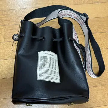 THEATRE PRODUCTS 인조 가죽 버킷형 숄더백 블랙