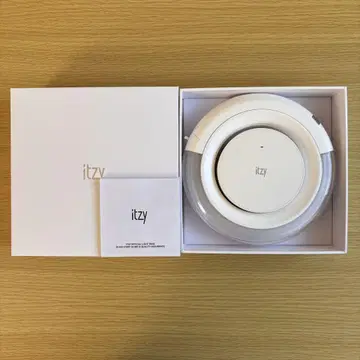ITZY OFFICIAL LIGHT RING 응원봉