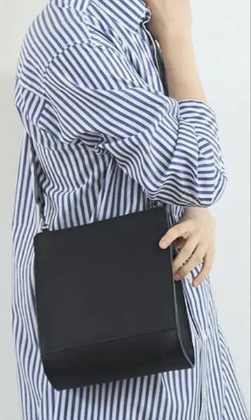 kanmi 페이퍼 숄더백