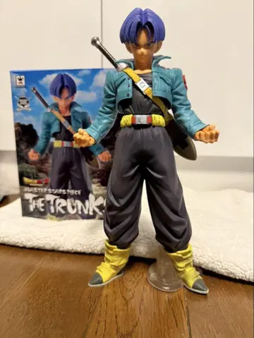 드래곤볼 THE TRUNKS 피규어