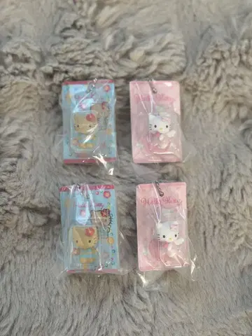 헬로키티 패키지 미니어처 컬렉션 캡슐 토이 4개 세트