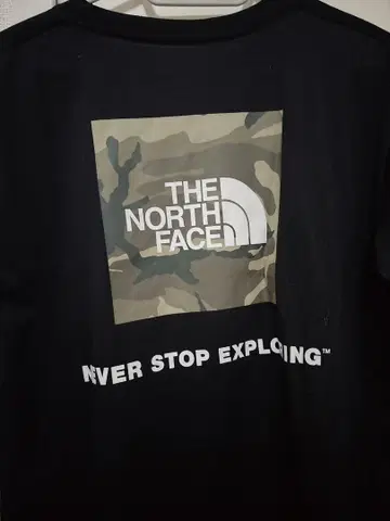 THE NORTH FACE 티셔츠 블랙 카모플라쥬