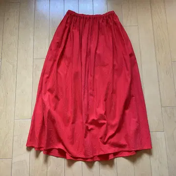2024aw 고쉬 오가닉 트윌 개더 스커트 주홍색 red