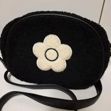 MARY QUANT 꽃 모티브 숄더백 보아