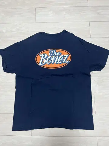 The BONEZ 티셔츠